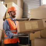 In-House vs. Outsourcing von Fulfillment